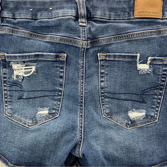 American Eagle Women's Curvy Midi Next Level Stretch Shorts  -  Size: 6 - Picture 5 of 16